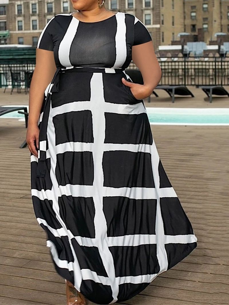 Sukienka Do Podłogi Z Krótkim Rękawem Okrągły Dekolt W Kolorowy Blok Plus Size